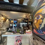 Hostel Du Globe